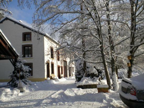 Les Demoiselles De La Semois Villa Poupehan Exterior foto